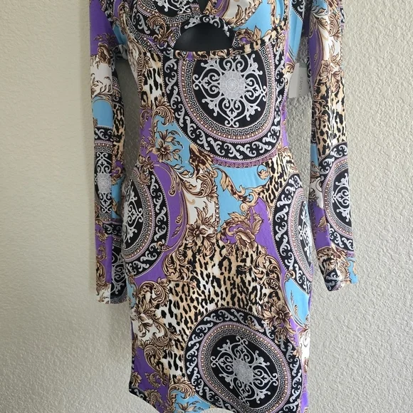 Almost Famous NWT Paisley Halter Midi Dress (M) - Picture 5 of 9
